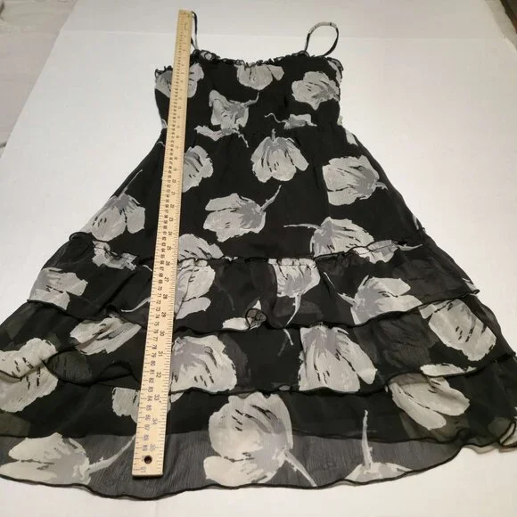 ❤️ 4/$20 Old Navy dress Women's XS Black gray flower Adjustable spaghetti straps - Picture 5 of 13